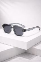Gafas de sol negras clásicas – LYNO