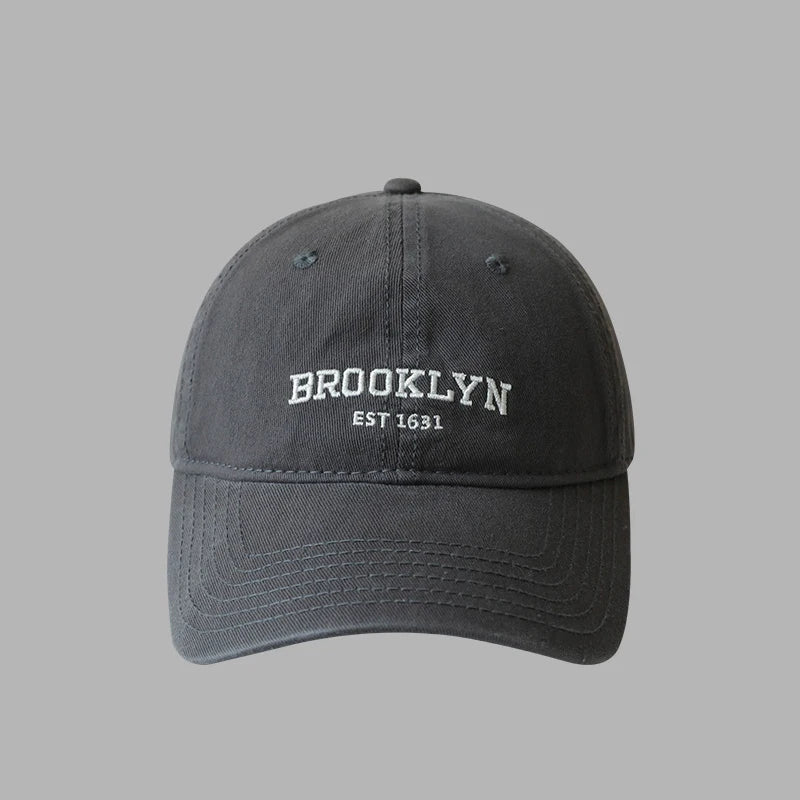 Retro-style cap - LYNO